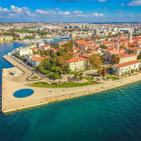 Villa Yellow House By Interhome *