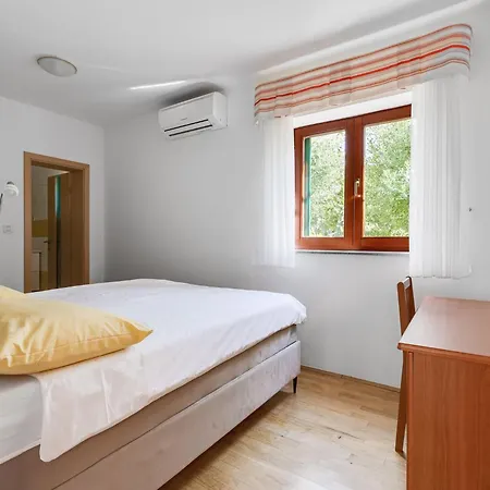 Yellow House By Interhome Zadar