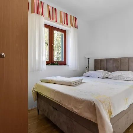 Villa Yellow House By Interhome *