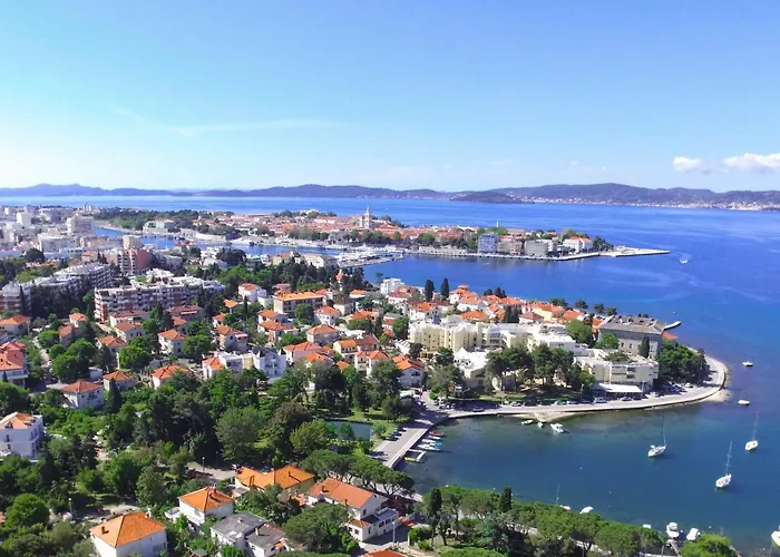 Villa Yellow House By Interhome Zadar