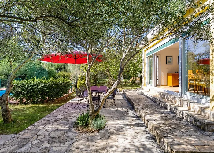 Yellow House By Interhome Zadar