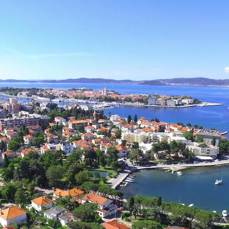 Vila Yellow House By Interhome Zadar