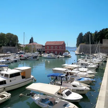 Yellow House By Interhome Villa Zára