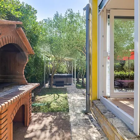 Yellow House By Interhome *