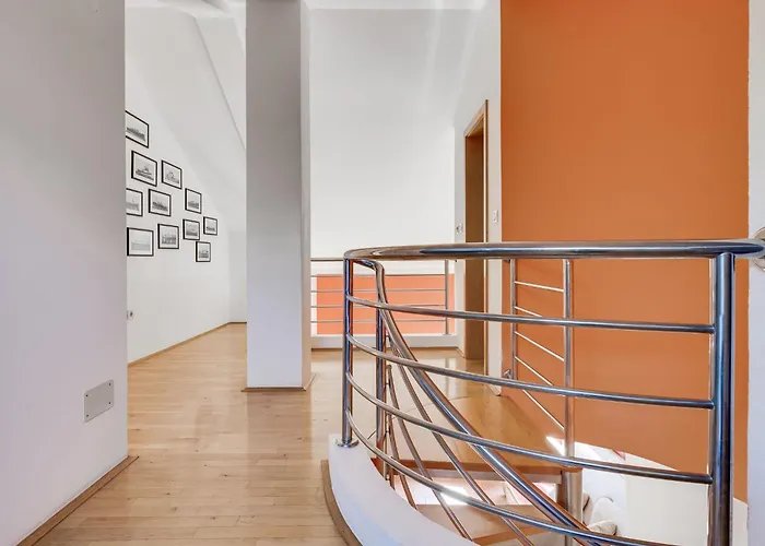 Yellow House By Interhome زادار