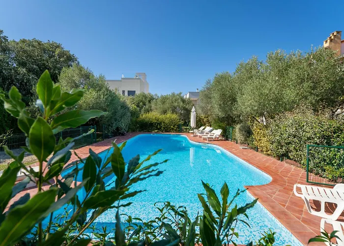 فيلة Yellow House By Interhome *